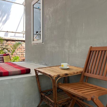 Banyan Tree Hostel Kampot Ngoại thất bức ảnh
