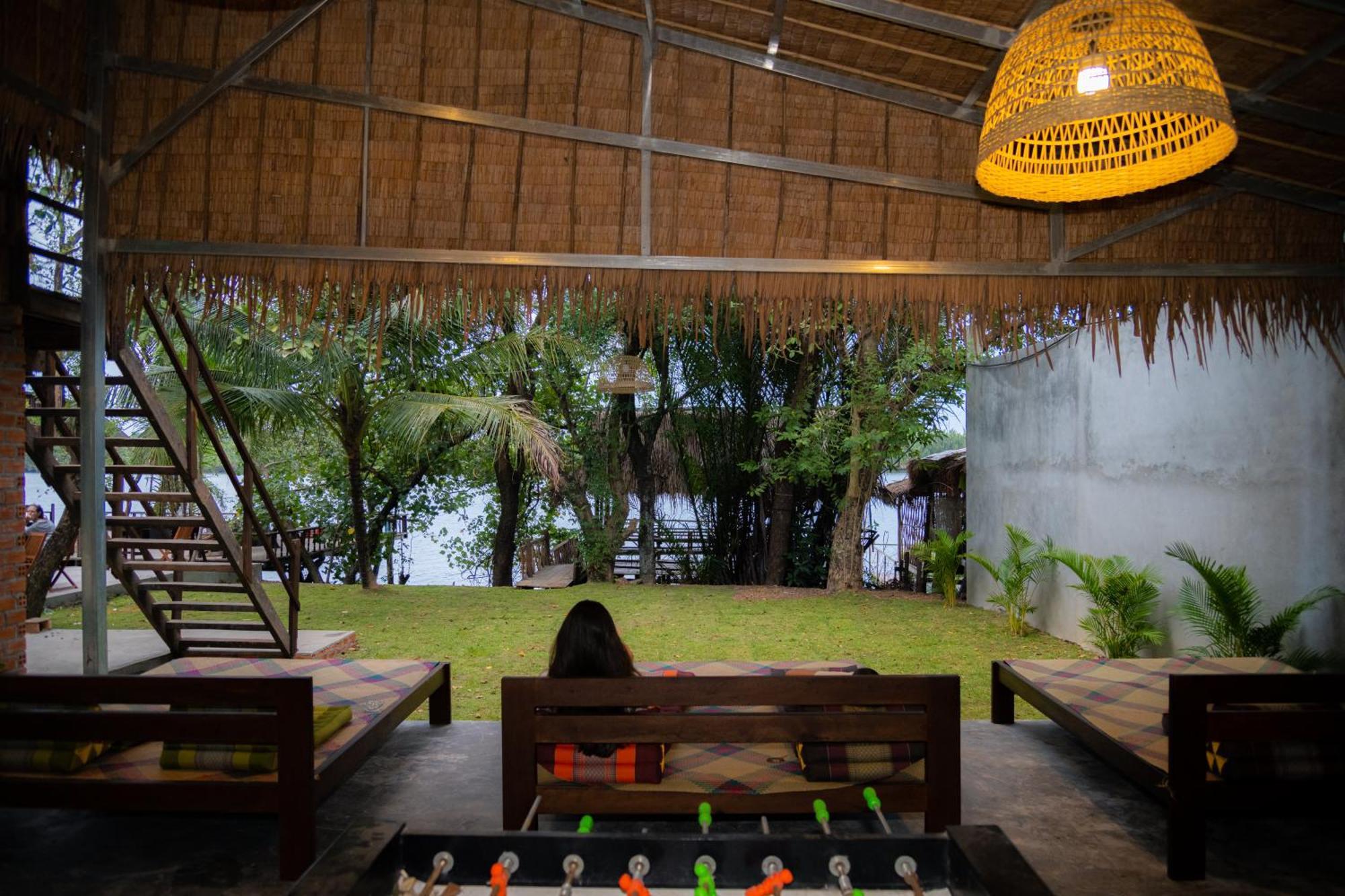 Banyan Tree Hostel Kampot Ngoại thất bức ảnh