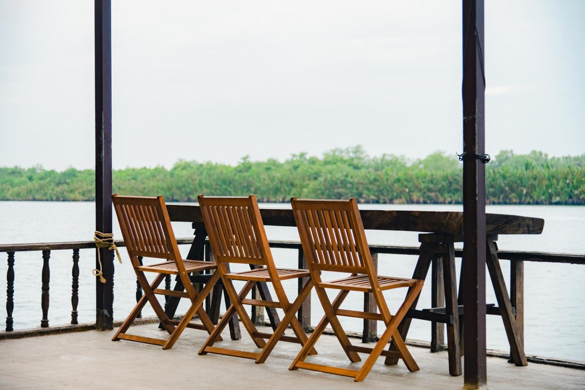 Banyan Tree Hostel Kampot Ngoại thất bức ảnh