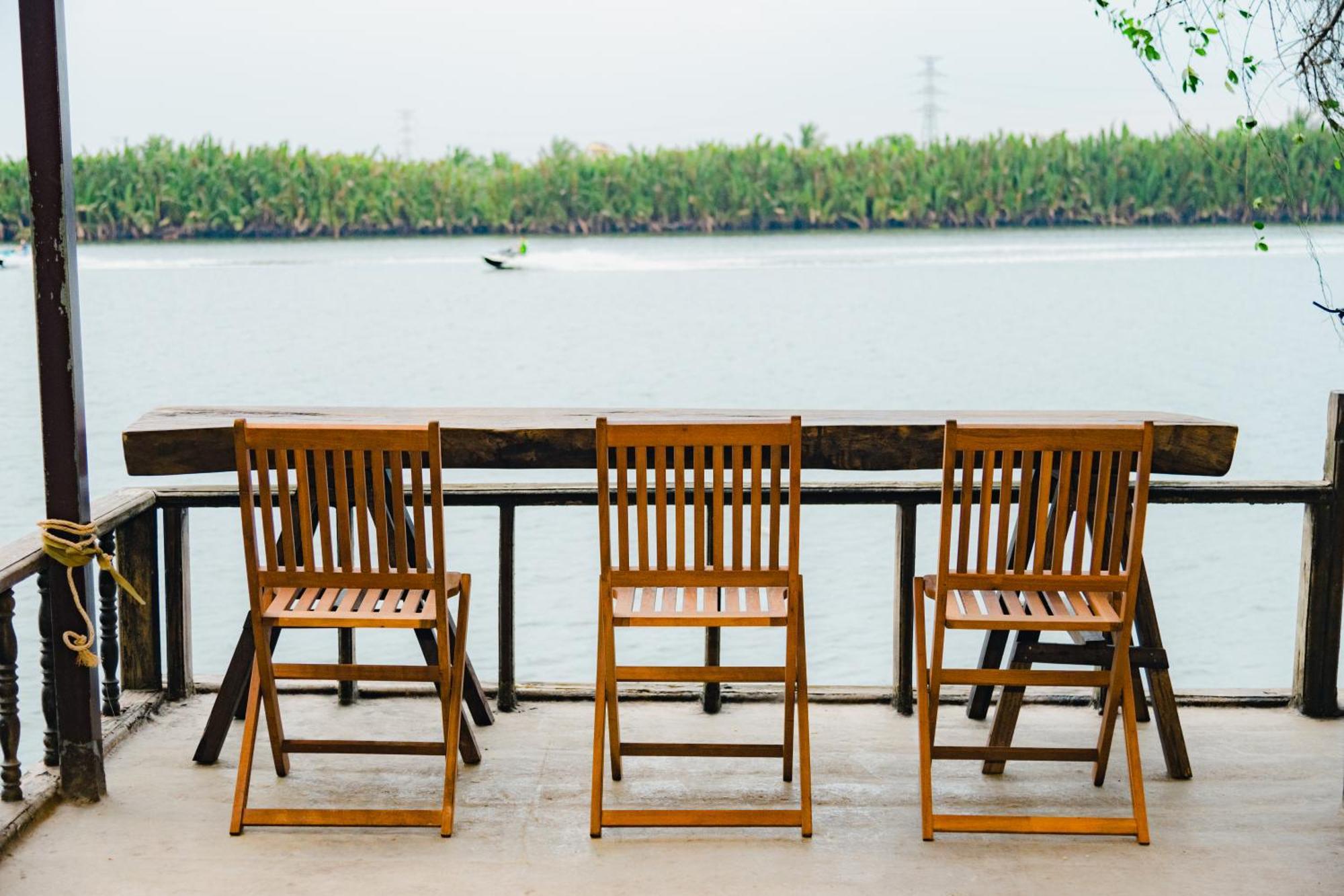 Banyan Tree Hostel Kampot Ngoại thất bức ảnh
