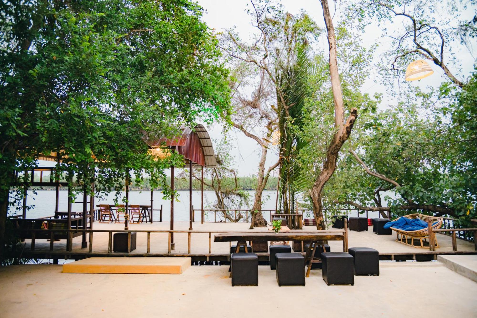 Banyan Tree Hostel Kampot Ngoại thất bức ảnh